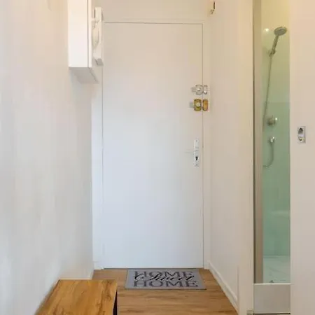 Studio * ביסקארוס